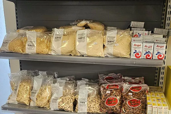 Où trouver des épices orientales pour accompagner une viande lors d'un repas familial ?, Istres, Boucherie Esprit Trigance